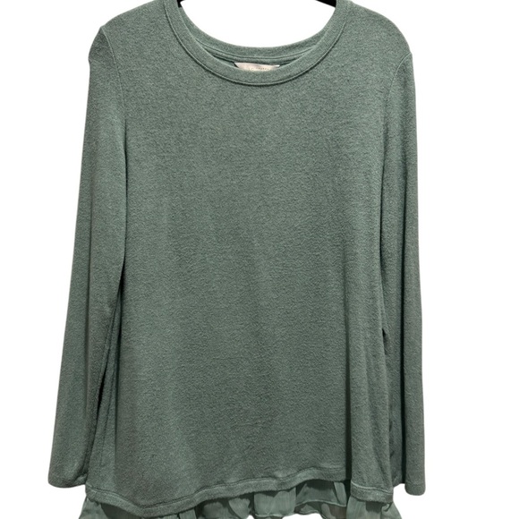 LC Lauren Conrad Green Flowy Sweater - Picture 1 of 3